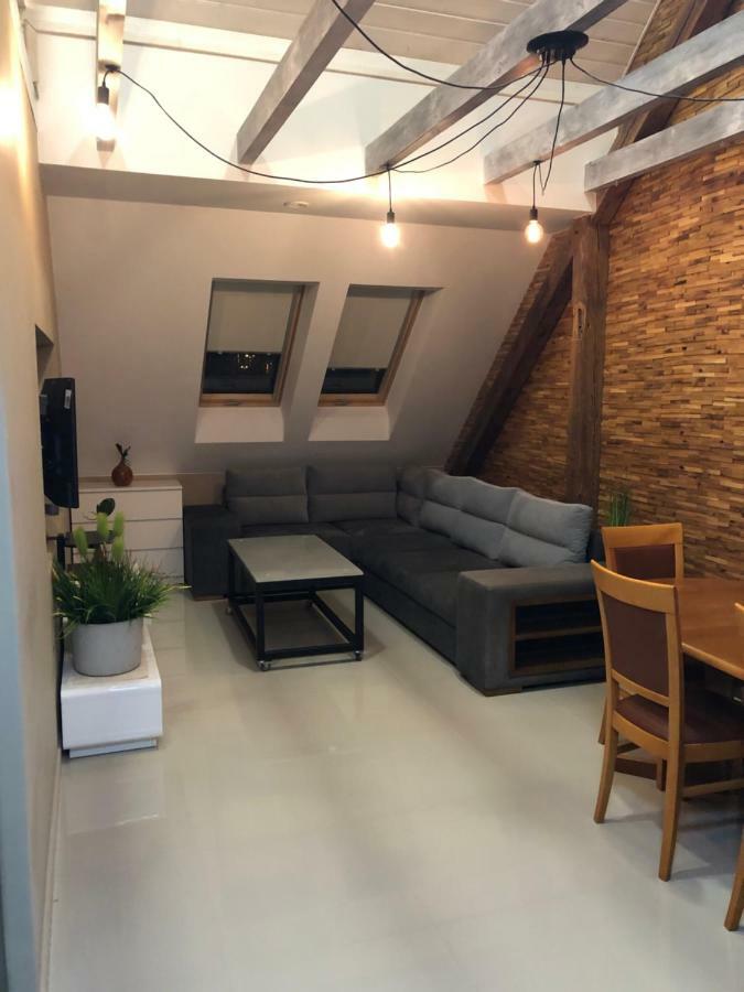 Apartament - Loft Pila Bagian luar foto